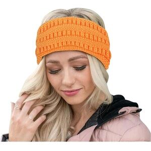 NWOT Bright orange knitted headwrap
